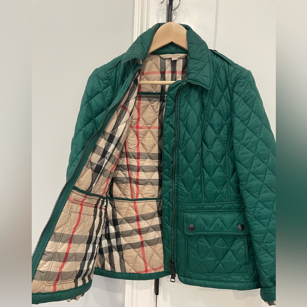 Womens Burberry quilted jacket